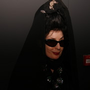 Retrospective Yves Saint Laurent