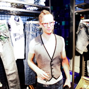 Desigual opening