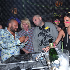 Diesel fluo party