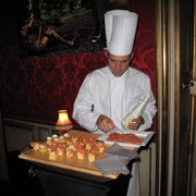 Bal masqué  Vogue 90 ans
