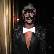 Bal masqué  Vogue 90 ans