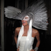 Bal masqué  Vogue 90 ans