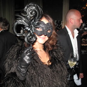 Bal masqué  Vogue 90 ans
