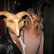 Bal masqué  Vogue 90 ans