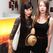 Vernissage Don't Be Cruel