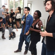 Vernissage Don't Be Cruel