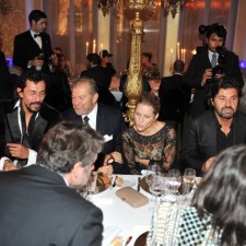 Diner Vogue x Versace/Lasserre/