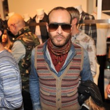 Vernissage 150/15 + Marc Newson x Pentax cocktail
