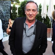 Dans le patio du Grand Journal