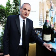 Dans le patio du Grand Journal