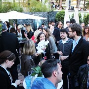 Dans le patio du Grand Journal