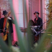 Sur la terrasse de la Chambre Noire