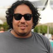 Sur la plage Schweppes, et son bateau
