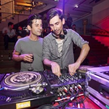"Vive Les Friends" party