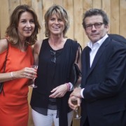 Remise de médaille à Pascale Cayla