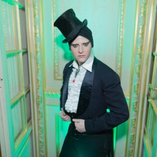 CR Fashion Book Dance
