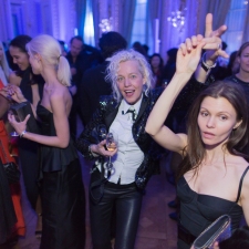 CR Fashion Book Dance