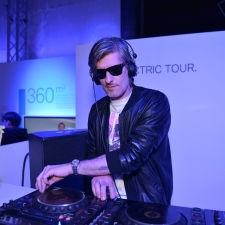 BMWi Tour 'Born Electric'