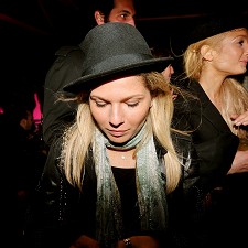 Hmm! loves Georges Linda Romanazzi