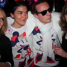 Disney Trash Party/Jardins de Bagatlle/