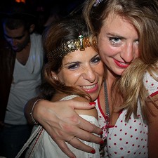 Disney Trash Party/Jardins de Bagatlle/