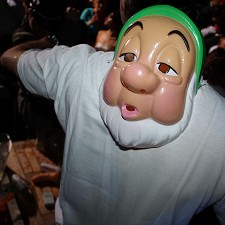 Disney Trash Party/Jardins de Bagatlle/