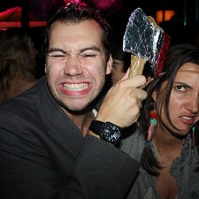 Disney Trash Party/Jardins de Bagatlle/