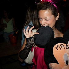 Disney Trash Party/Jardins de Bagatlle/Zara Crokett