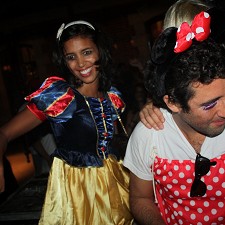 Disney Trash Party/Jardins de Bagatlle/