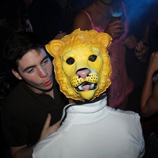 Disney Trash Party/Jardins de Bagatlle/