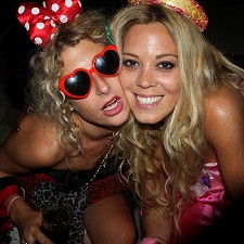 Disney Trash Party/Jardins de Bagatlle/Davina Lubielski - Edith Sanger