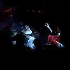 Disney Trash Party/Jardins de Bagatlle/