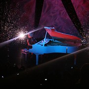Naïve New Beater + Lady Gaga Live !!