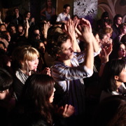 Kitsuné Maison en Vrai en Live
