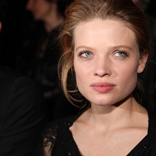 DEFILE NATALIA VODIANOVA POUR ETAM/Le Ritz/M&eacute;lanie Thierry